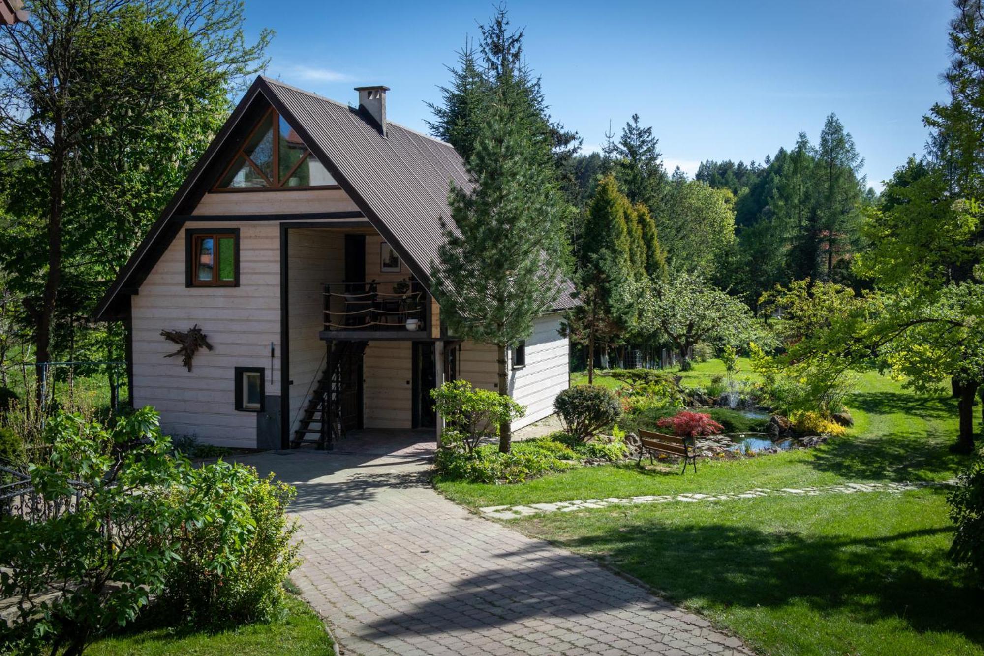 Uroczysko Villa Lesko Exteriör bild